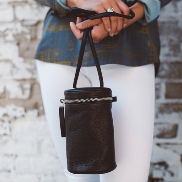BAGGU Handbags - Baggu Lens Crossbody Bag - Black Leather